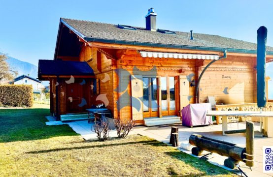 Superbe maison 6.5 pièces à Erde &#8211; Un écrin de lumière sur le Coteau du Soleil