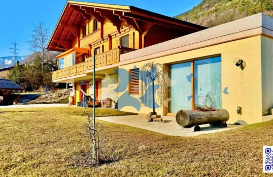 Superbe maison 6.5 pièces à Erde ? Un écrin de lumière sur le Coteau du Soleil