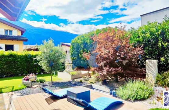 Spacieuse villa individuelle de 5.5 pièces avec magnifique solarium &#8211; Un havre de paix pour toute la famille